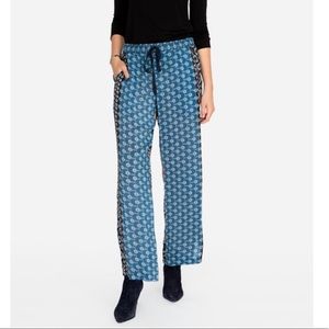 JOHNNY WAS BLUE PANTS NWT L